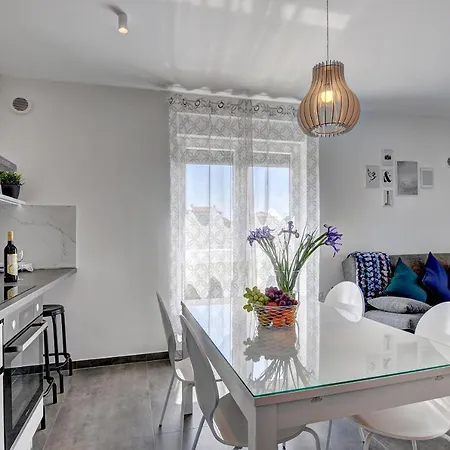 Apartment Log In Stinjan
